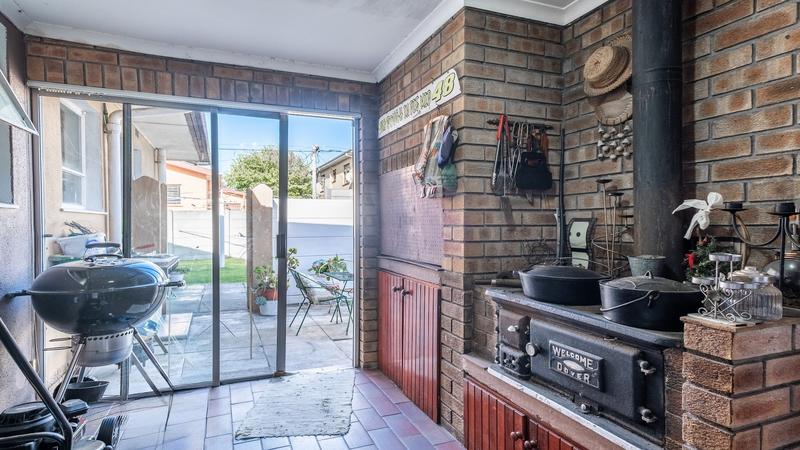 4 Bedroom Property for Sale in Townsend Estate Western Cape